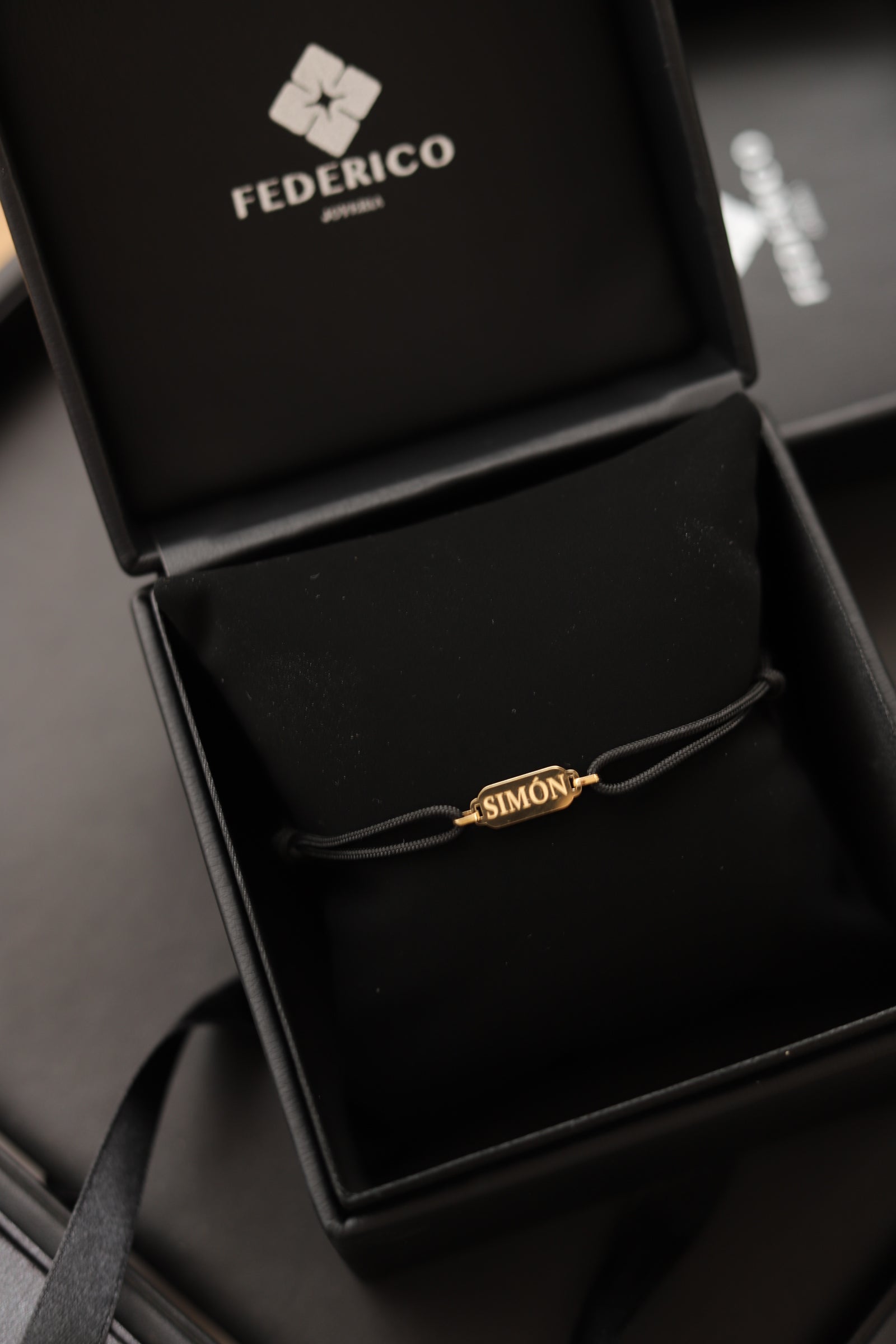 Esclava cordon oro 18kt