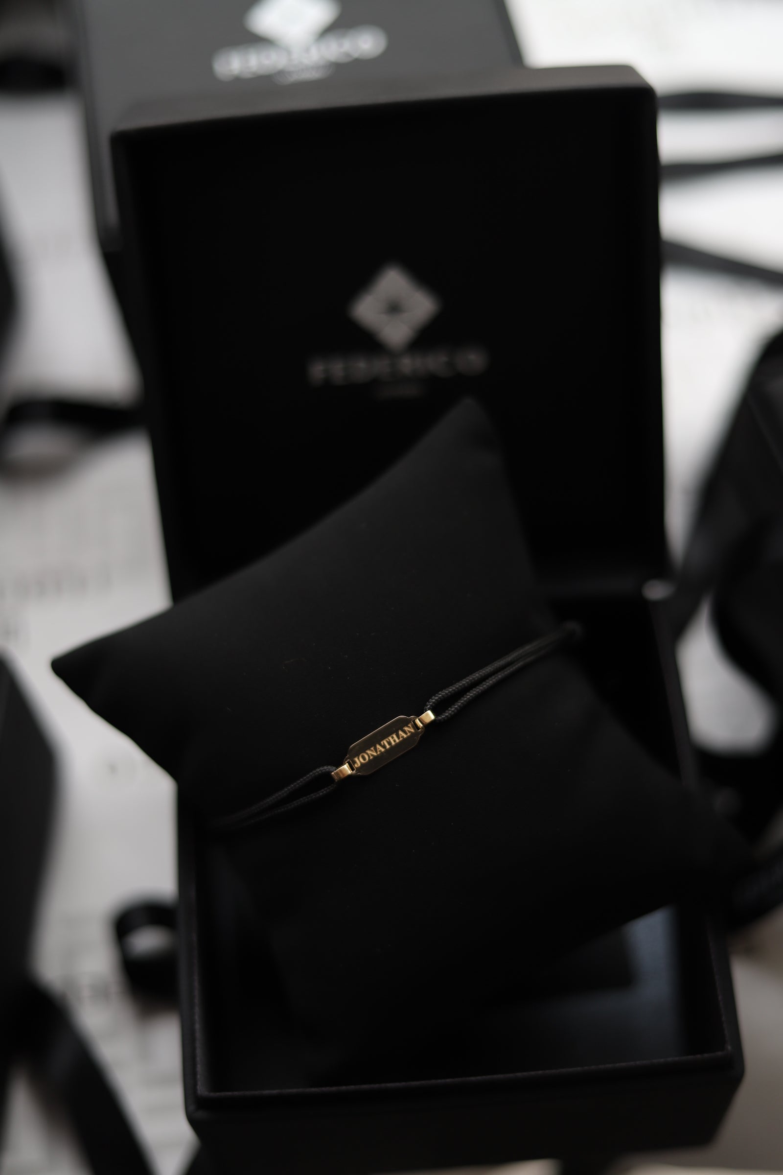 Esclava cordon oro 18kt