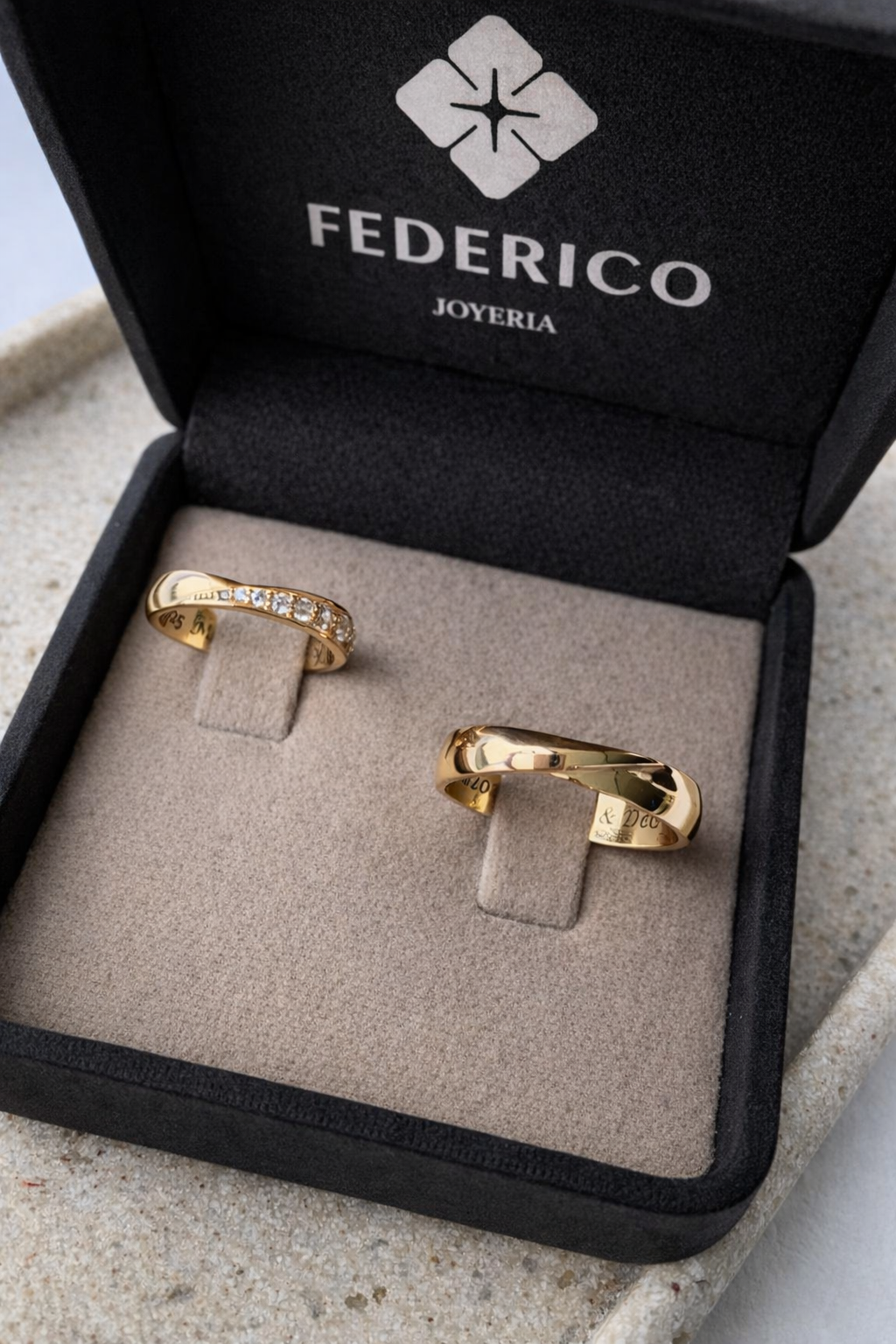 Argollas Eternidad Dorada Oro 18 Kt