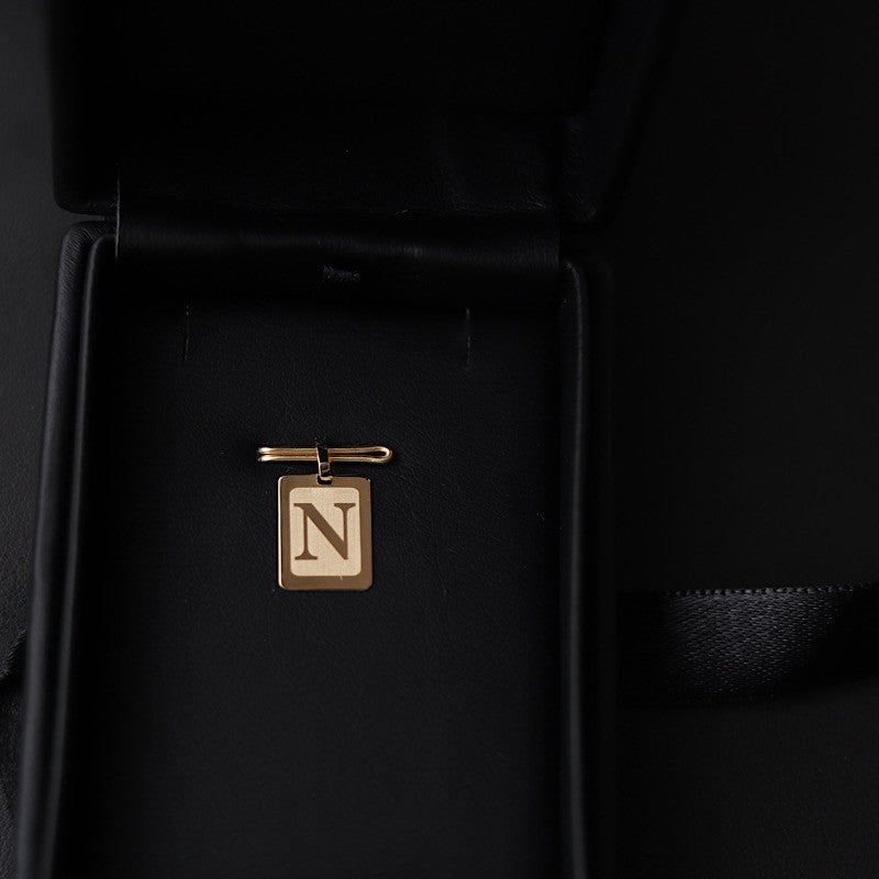 Dije Iniciales oro sólido 18kt