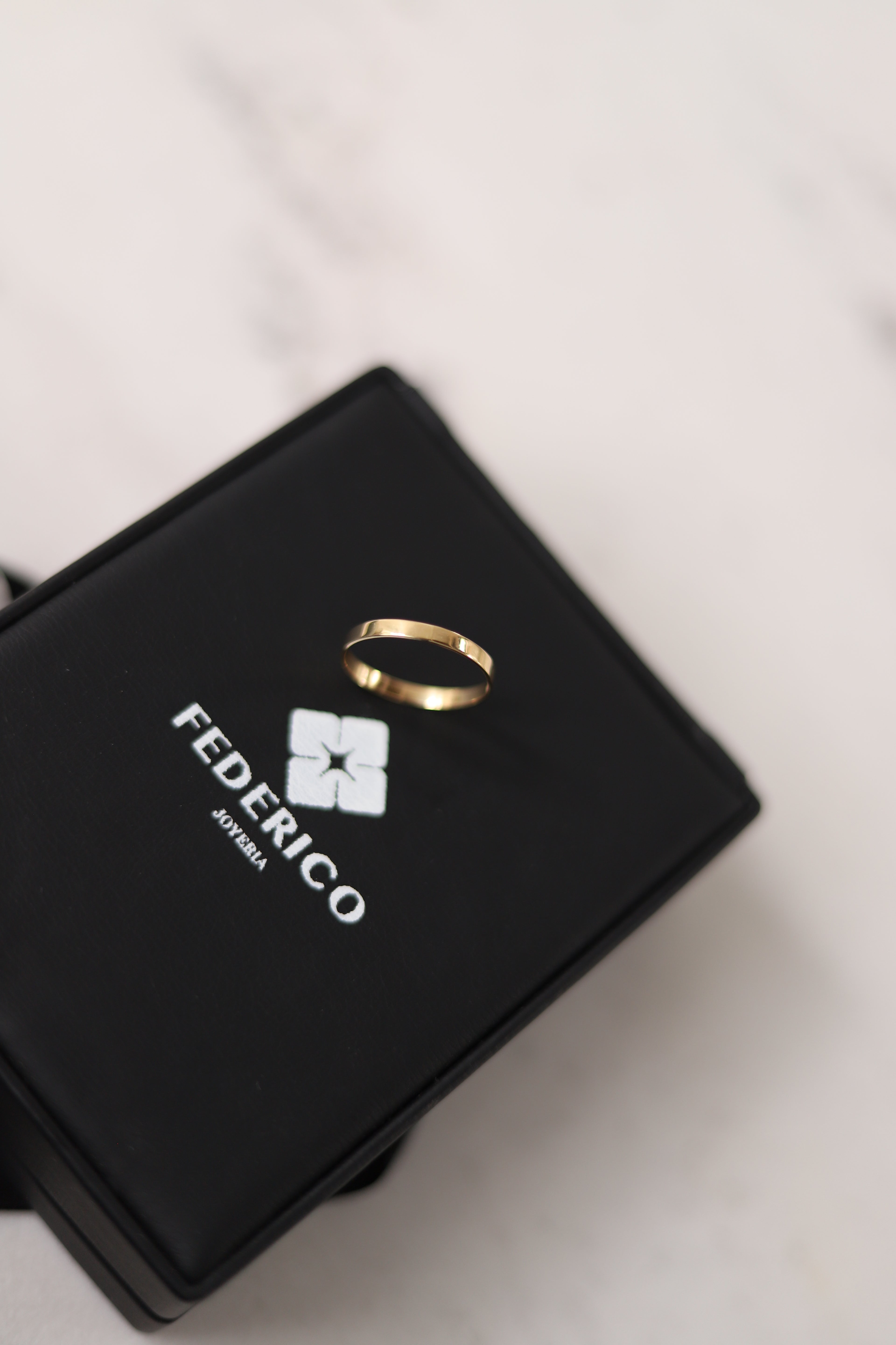 Anillo Dorado oro 18kt