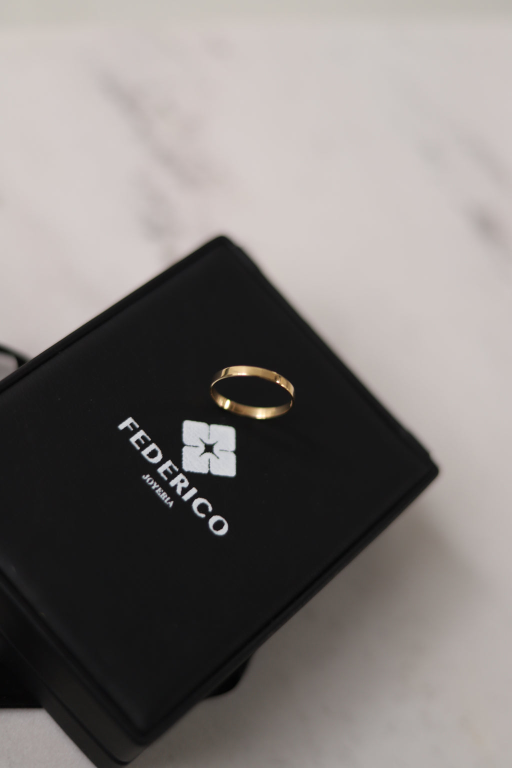 Anillo Dorado oro 18kt