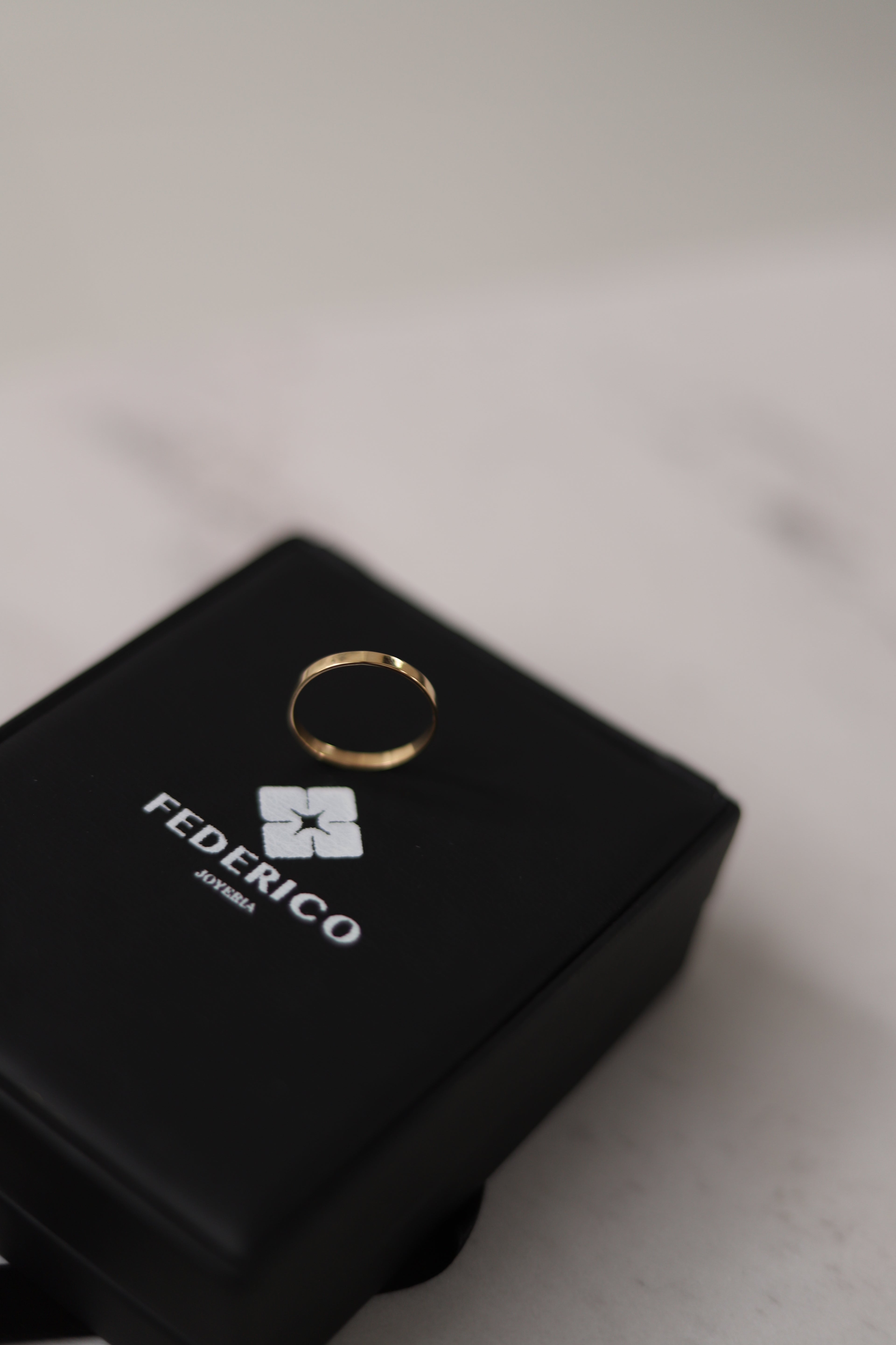 Anillo Dorado oro 18kt