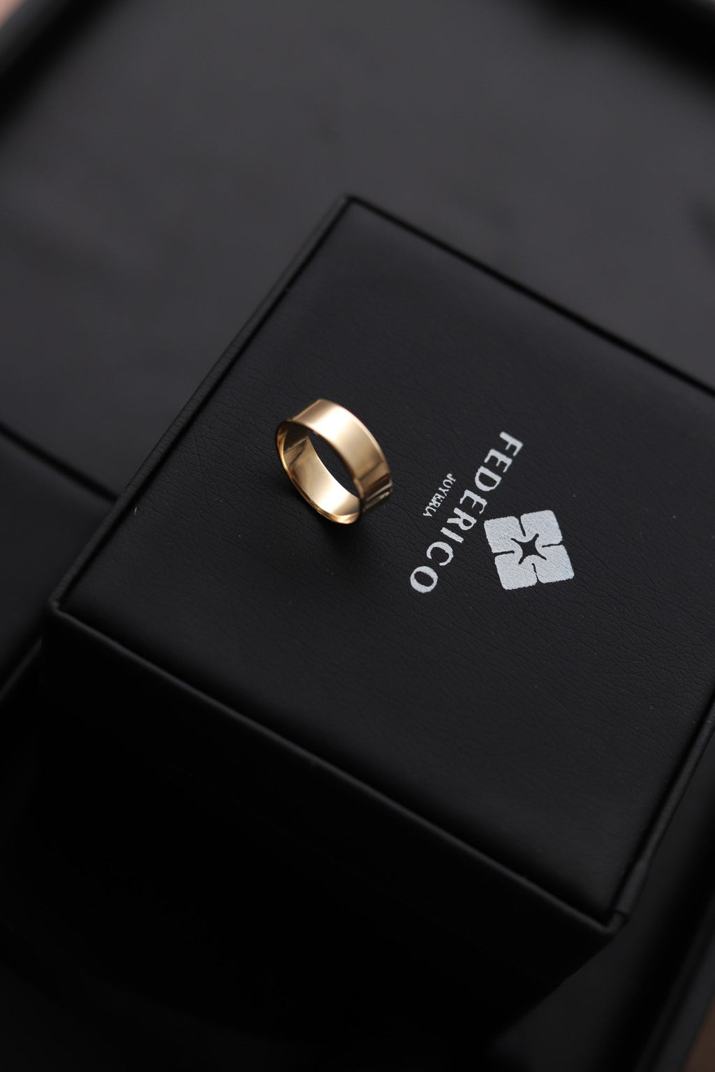 Anillo Eterno 18 kt