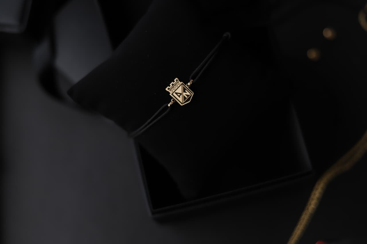Nacional bracelet oro 18kt