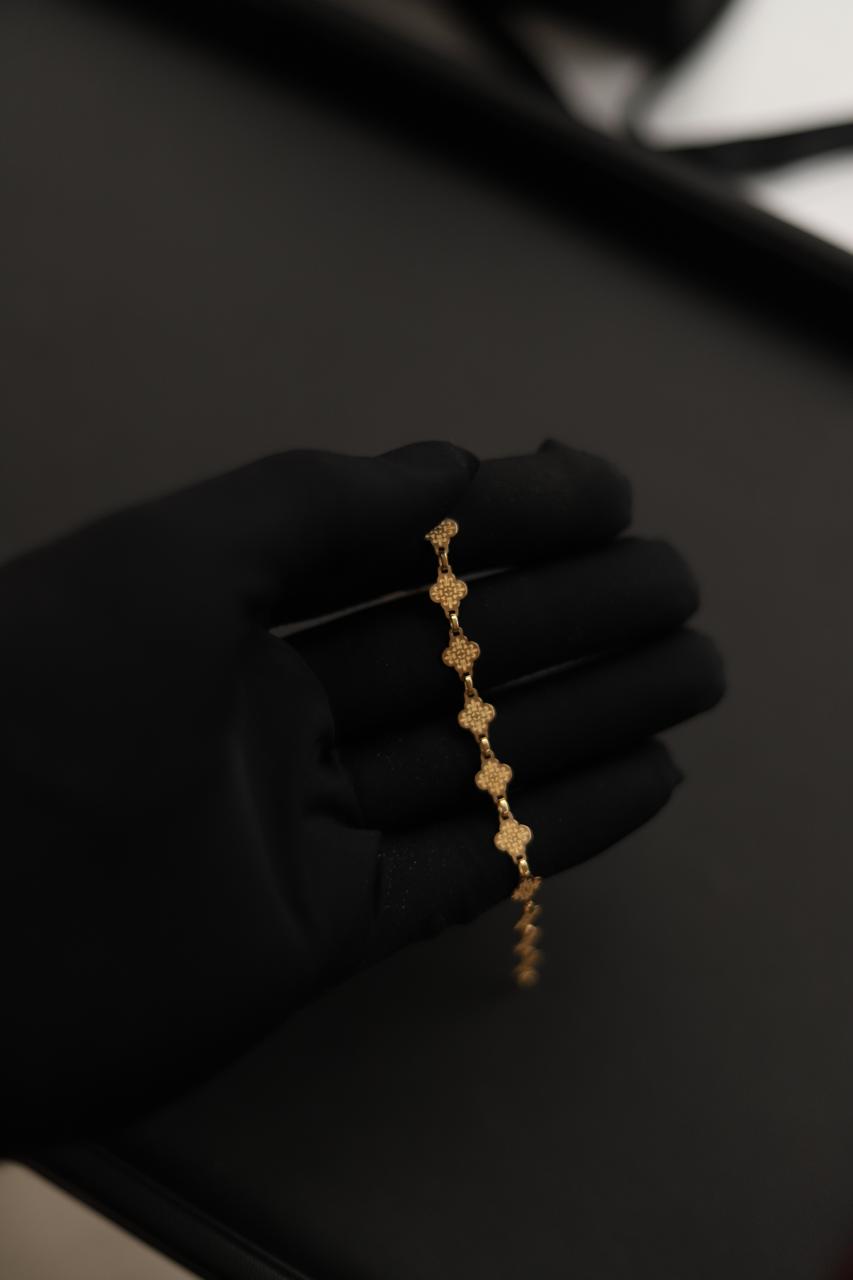 Pulsera Golden Clover 18 Kt