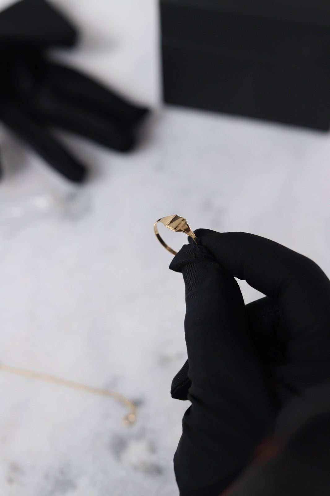 Anillo esencial oro 18 Kt