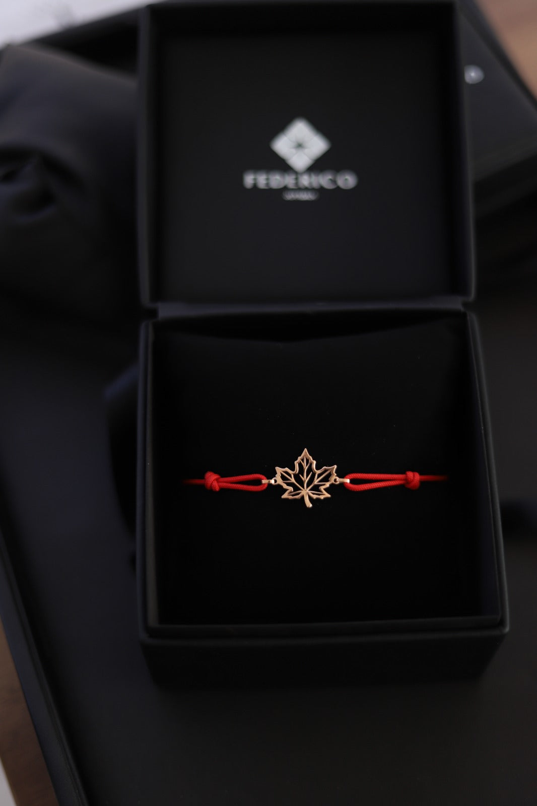 Pulsera maple oro 18 kt