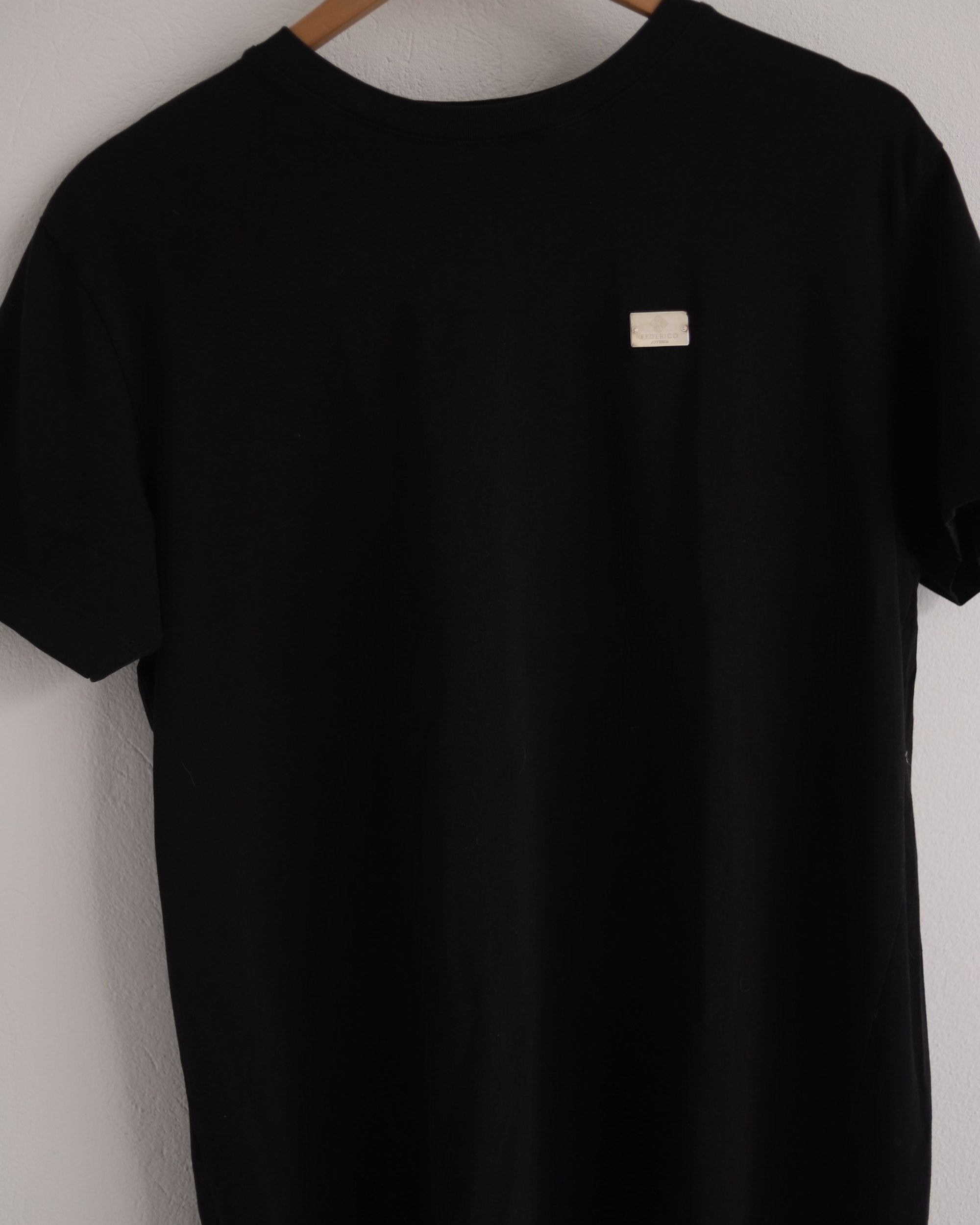 Camiseta en Plata logo frontal