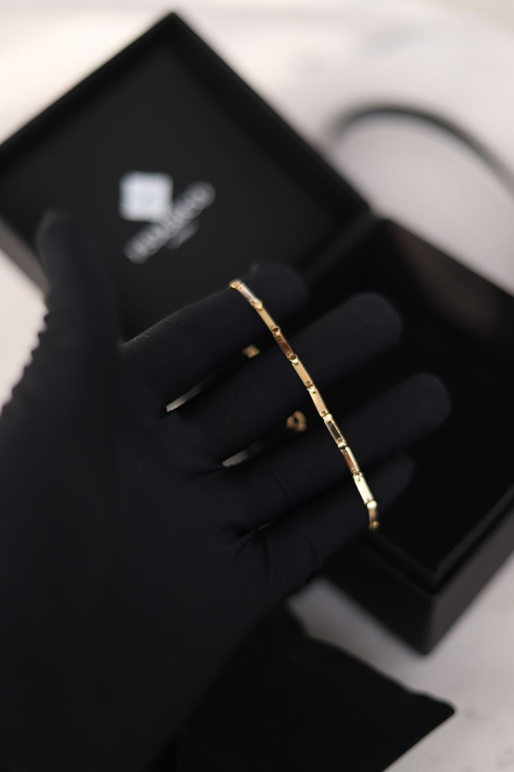 Pulsera Eterna en oro 18kt