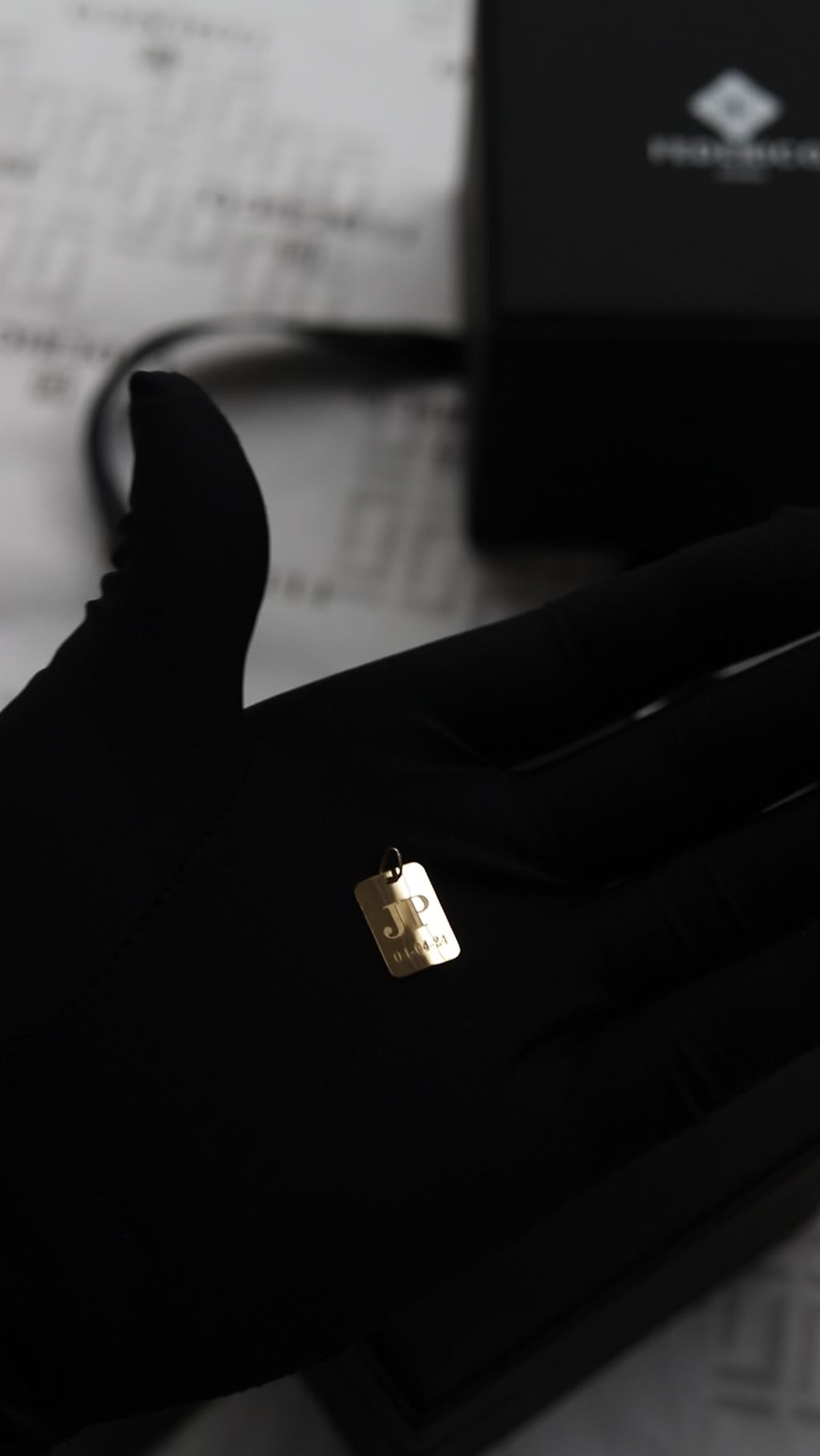 Imperious Oro dije 18kt