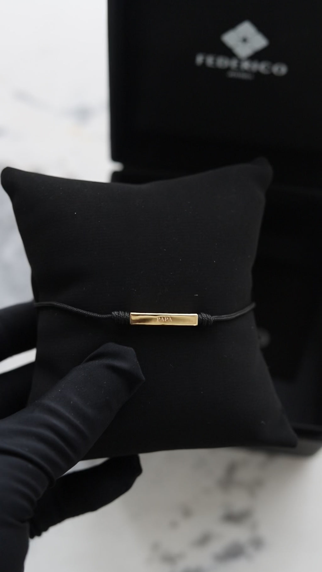 Golden cube cordon oro 18kt