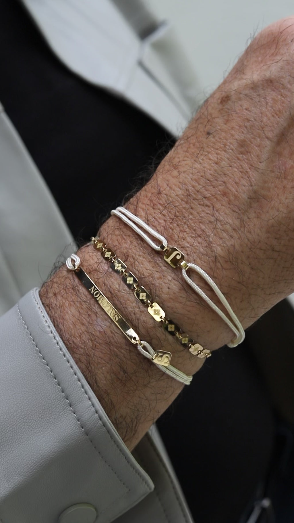 Esclava nombre tag oro 18kt