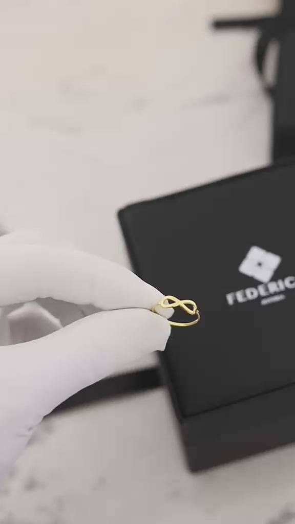 Anillo infinito oro 18 kt