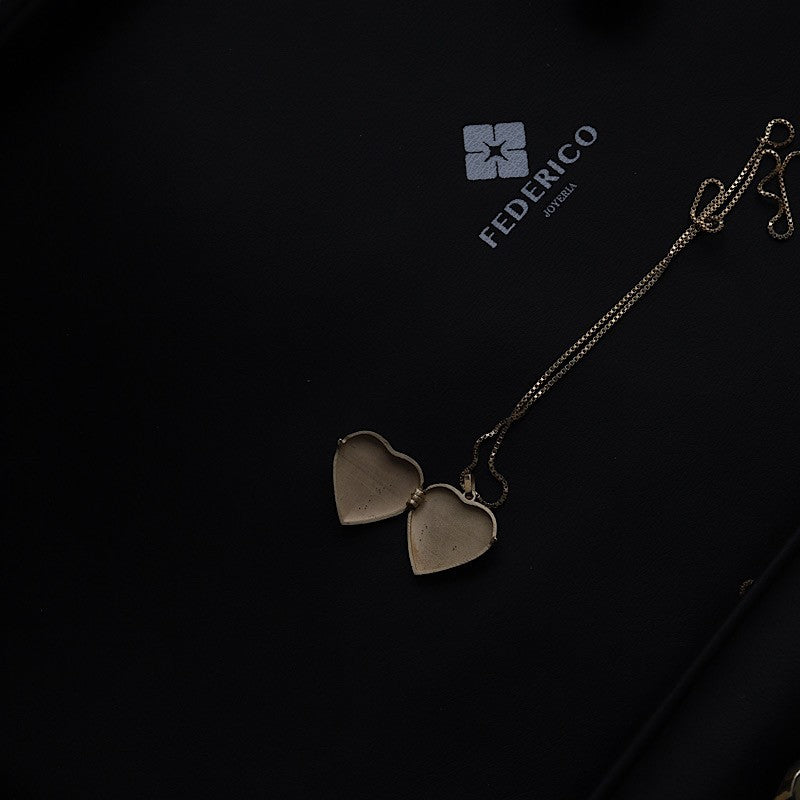 Dije relicario corazón oro solido 18kt
