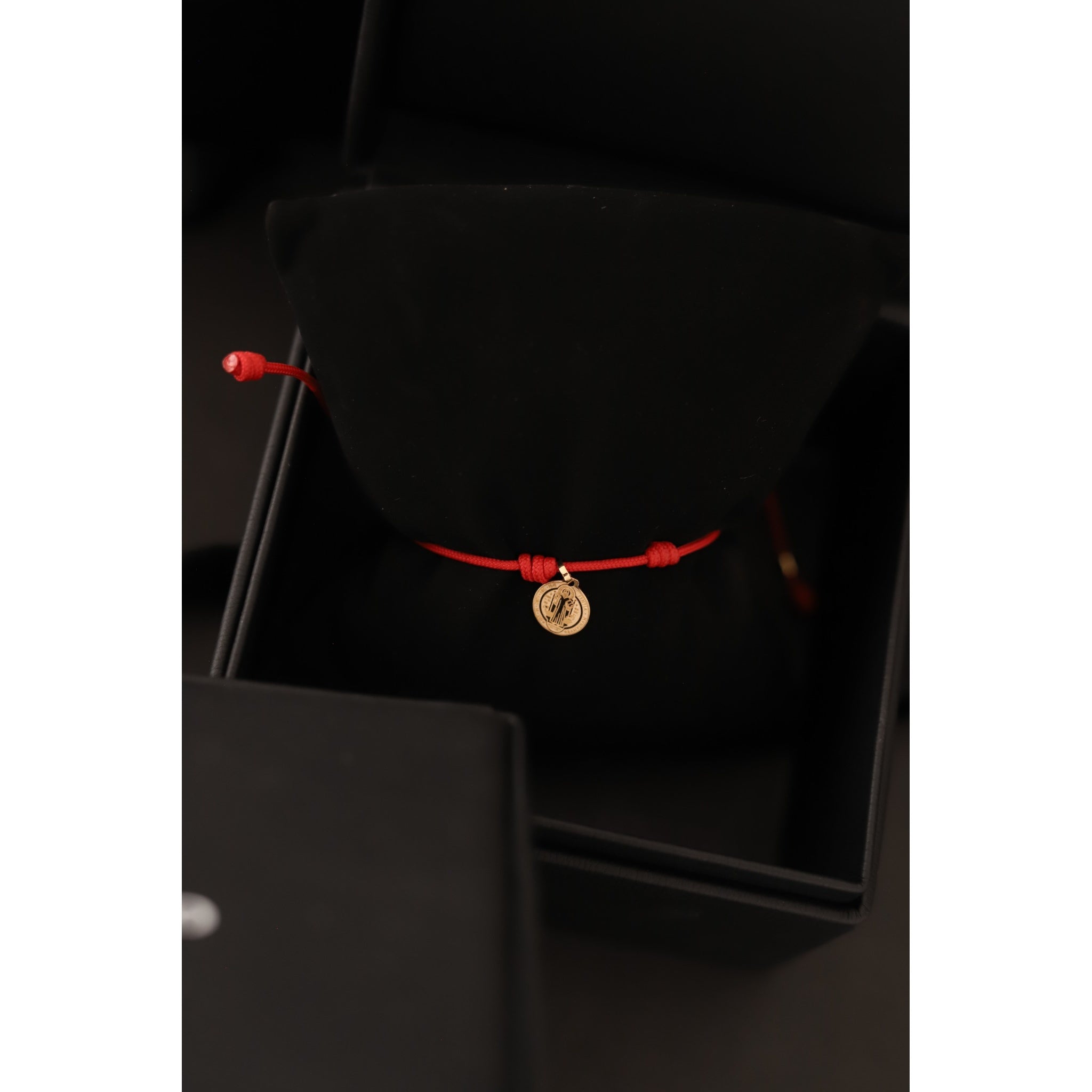 Mini pulsera San benito